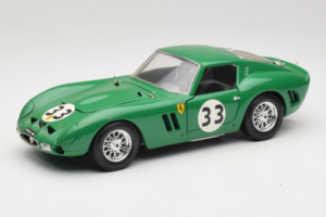 Ferrari 250 GTO #33 Vert Bburago 1:18 3011-G1 Métal Moulé