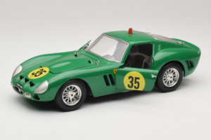 Ferrari 250 GTO #35 Vert 1962 Bburago 1:18 3011-G2 Métal Moulé — image 2 sur 8