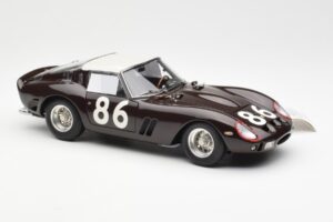 Ferrari 250 GTO #86 Targa Florio 1962 CMC 1:18 M-156 Métal Moulé — image 4 sur 6