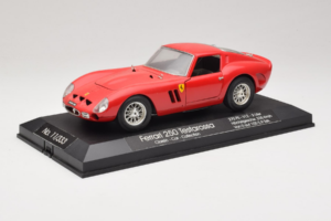 Ferrari 250 GTO Rouge Replacement Stand Exclusive Cars 1:18 EC005 Métal Moulé