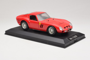 Ferrari 250 GTO Rouge Replacement Stand Exclusive Cars 1:18 EC005 Métal Moulé — image 6 sur 8