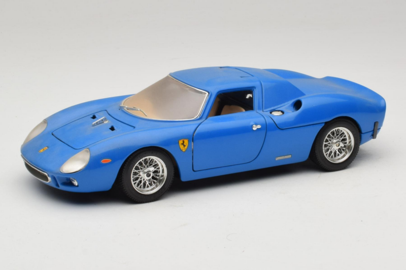 Ferrari 250 LM Bleu Bburago 1:18 3033-B1 Métal Moulé