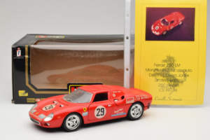 Ferrari 250 LM #29 Owens / Jones Monza 1992 Édition Limitée Bburago 1:18 3033-P3 Métal Moulé — image 8 sur 8