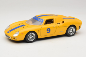 Ferrari 250 LM #9 Jaune 1965 Bburago 1:18 3033-Y1 Métal Moulé
