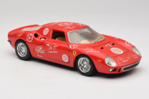 Ferrari 250 LM Rouge Blanc Essen Autographs Édition Limitée Bburago 1:18 3033-P4 Métal Moulé — image 6 sur 8