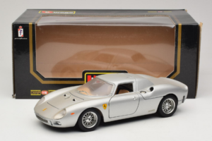 Ferrari 250 LM Argent Bburago 1:18 3033-S1 Métal Moulé — image 8 sur 8