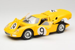 Ferrari 250 LM #21 M. Gregory / J. Rindt NART 24 Hours of Le Mans Winner 1965 Hot Wheels 1:18 25729 Métal Moulé — image 2 sur 8