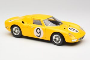 Ferrari 250 LM #21 M. Gregory / J. Rindt NART 24 Hours of Le Mans Winner 1965 Hot Wheels 1:18 25729 Métal Moulé — image 6 sur 8