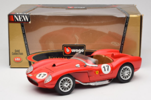 Ferrari 250 Testa Rossa #17 Rouge 1957 Bburago 1:18 3007-R4 Métal Moulé — image 8 sur 8