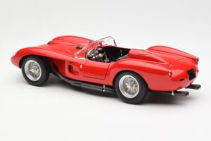Ferrari 250 Testa Rossa Pontoon Fender Rouge CMC 1:18 M-071 Métal Moulé — image 5 sur 6