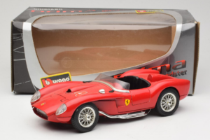 Ferrari 250 Testa Rossa #4 Rouge Replacement Box 1957 Bburago 1:18 3007-R6 Métal Moulé — image 8 sur 8