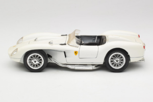 Ferrari 250 Testa Rossa Blanc Replacement Box Bburago 1:18 3007-R3 Métal Moulé — image 4 sur 8
