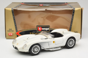 Ferrari 250 Testa Rossa Blanc Replacement Box Bburago 1:18 3007-R3 Métal Moulé — image 8 sur 8