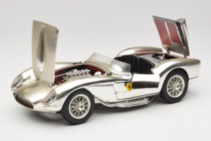 Ferrari 250 Testa Rossa Chrome Argent Bburago 1:18 3007-C1 Métal Moulé — image 2 sur 8
