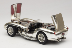Ferrari 250 Testa Rossa Chrome Argent Bburago 1:18 3007-C1 Métal Moulé — image 5 sur 8