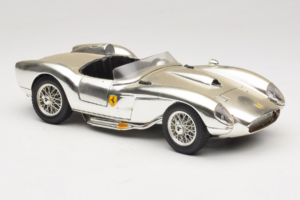 Ferrari 250 Testa Rossa Chrome Argent Bburago 1:18 3007-C1 Métal Moulé — image 6 sur 8