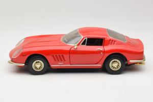 Ferrari 275 GTB/4 Rouge ERTL 1:18 7493-P1 Métal Moulé — image 4 sur 8