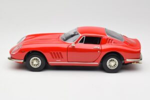 Ferrari 275 GTB/4 Rosso Corsa ERTL 1:18 7483 Métal Moulé — image 4 sur 8