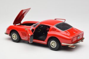 Ferrari 275 GTB/4 Rosso Corsa ERTL 1:18 7483 Métal Moulé — image 5 sur 8