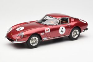 Ferrari 275 GTB/C #4 RAC Tourist Trophy 1966 CMC 1:18 M-213 Métal Moulé