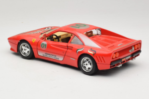 Ferrari 288 GTO #1 Rouge 1984 Bburago 1:18 3027-P3 Métal Moulé — image 7 sur 8