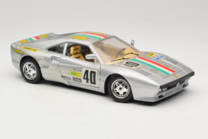 Ferrari 288 GTO #40 Argent 1984 Bburago 1:18 3027-S1 Métal Moulé — image 6 sur 8