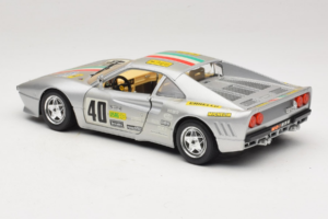 Ferrari 288 GTO #40 Argent 1984 Bburago 1:18 3027-S1 Métal Moulé — image 7 sur 8