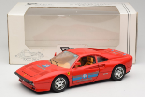 Ferrari 288 GTO PPG Auto Refinish Rouge Bburago 1:18 3027-P2 Métal Moulé — image 8 sur 8