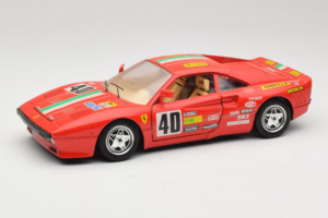 Ferrari 288 GTO Rally #40 Rouge 1986 Bburago 1:18 3057-P1 Métal Moulé