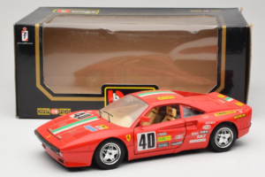 Ferrari 288 GTO Rally #40 Rouge 1986 Bburago 1:18 3057-P1 Métal Moulé — image 8 sur 8