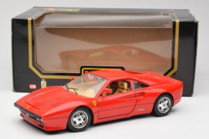 Ferrari 288 GTO Rouge Bburago 1:18 3027 Métal Moulé — image 8 sur 8