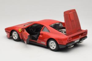 Ferrari 288 GTO Rouge Tonka 1:18 3233 Métal Moulé — image 5 sur 8