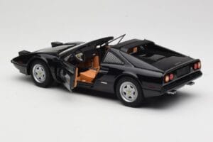 Ferrari 308 GTS Noir Hot Wheels 1:18 P9899 Métal Moulé — image 5 sur 8