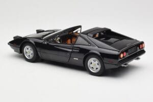 Ferrari 308 GTS Noir Hot Wheels 1:18 P9899 Métal Moulé — image 7 sur 8