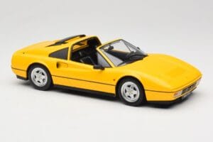 Ferrari 328 GTS Jaune KK-Scale 1:18 KKDC180552 Métal Moulé — image 4 sur 6