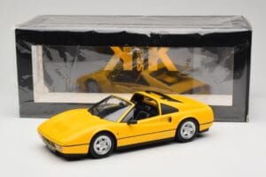 Ferrari 328 GTS Jaune KK-Scale 1:18 KKDC180552 Métal Moulé — image 6 sur 6