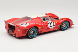 Ferrari 330 P4 #22 Scuderia Filipinetti Poor Condition 1967 Revell 1:18 48825-P1 Métal Moulé — image 3 sur 8
