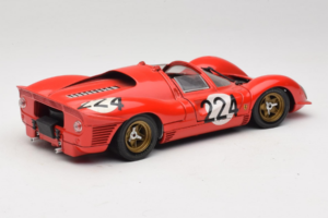 Ferrari 330 P4 #224 Rouge 1967 Revell 1:18 48825-P2 Métal Moulé — image 3 sur 7