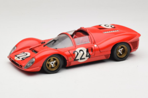 Ferrari 330 P4 #224 Rouge 1967 Revell 1:18 48825-P2 Métal Moulé