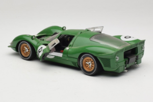 Ferrari 330 P4 #9 Vert Spa-Francorchamps 1967 Eagles Race 1:18 41007 Métal Moulé — image 5 sur 8