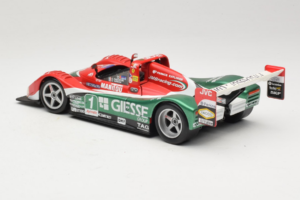 Ferrari 333 SP Giesse #1 G. Pescatori / C. Terrien 2000 Hot Wheels 1:18 29750-P1 Métal Moulé — image 7 sur 8
