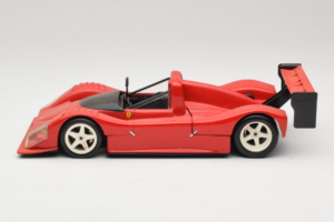 Ferrari 333 SP Rouge Avec Jantes Blanches Hot Wheels 1:18 29230 Métal Moulé — image 4 sur 8