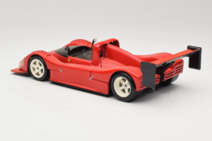 Ferrari 333 SP Rouge Avec Jantes Blanches Hot Wheels 1:18 29230 Métal Moulé — image 7 sur 8