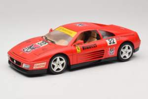Ferrari 348 TB #32 Pirelli Rouge 1989 Bburago 1:18 3039-P1 Métal Moulé