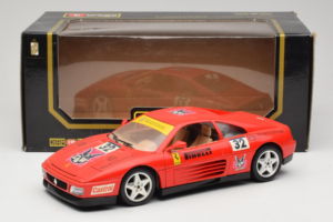 Ferrari 348 TB #32 Pirelli Rouge 1989 Bburago 1:18 3039-P1 Métal Moulé — image 8 sur 8
