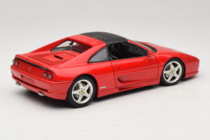 Ferrari F355 GTS Rouge UT Models 1:18 22111 Métal Moulé — image 3 sur 8