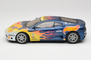 Ferrari 360 Modena Challenge #5 Hot Wheels Purple Fire Livery 1999 Bburago 1:18 29619 Métal Moulé — image 4 sur 8