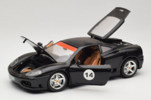 Ferrari 360 Modena #14 Noir Édition Limitée Bburago 1:18 3368-B1 Métal Moulé — image 2 sur 8