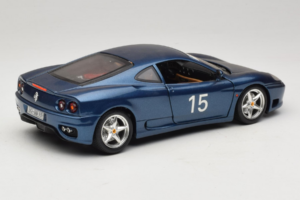 Ferrari 360 Modena #15 Édition Limitée Bleu Métallique Bburago 1:18 3358-F1 Métal Moulé — image 3 sur 8