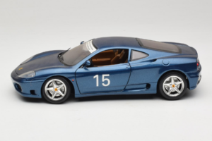 Ferrari 360 Modena #15 Édition Limitée Bleu Métallique Bburago 1:18 3358-F1 Métal Moulé — image 4 sur 8